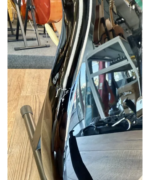 assembled-squier-Stratocaster-black