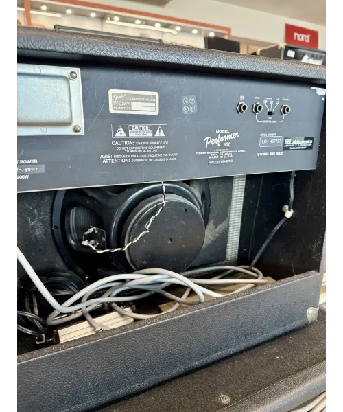 fender-performer-650-fender-satellite-sfx