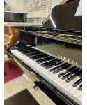 half-tailed piano Yamaha C3 black
