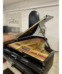 half-tailed piano Yamaha C3 black