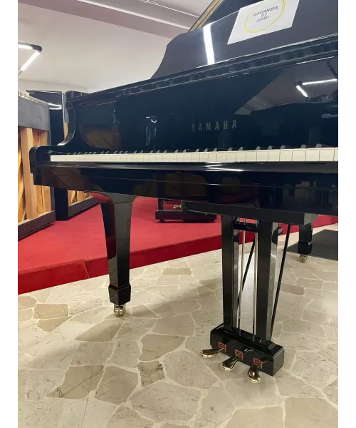 PIANOFORTE A MEZZA CODA YAMAHA C3 NERO