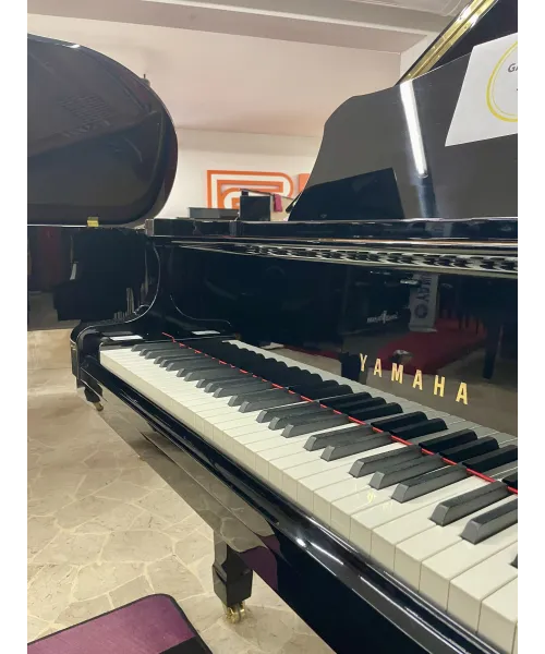 pianoforte a mezza coda yamaha c3 nero