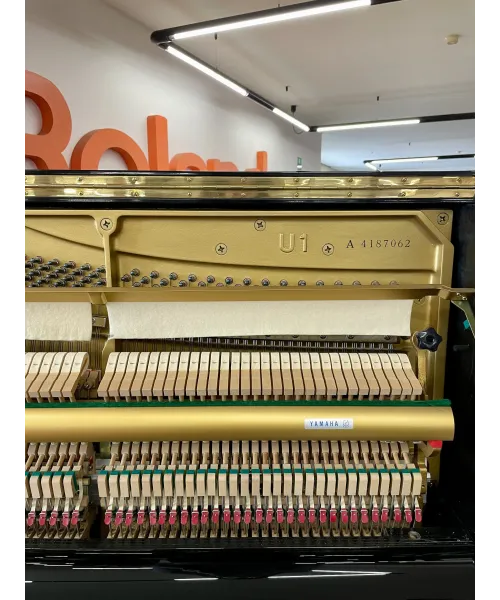 pianoforte verticale yamaha mod. u1 nero