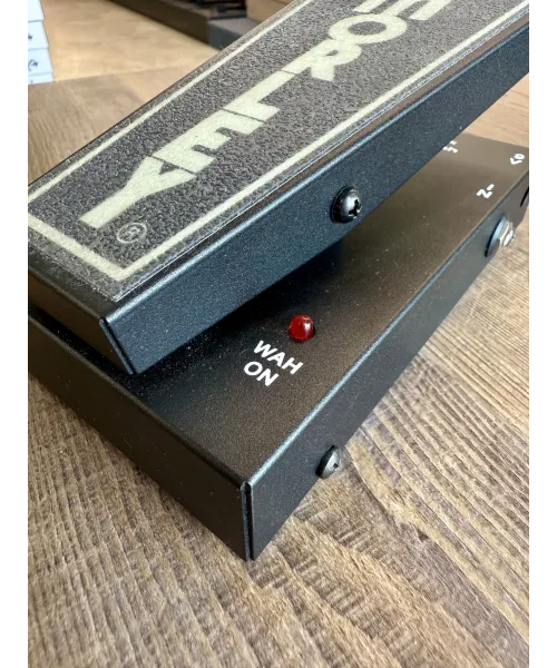 Morley-mini-maverick-switchless-Wah-packaging