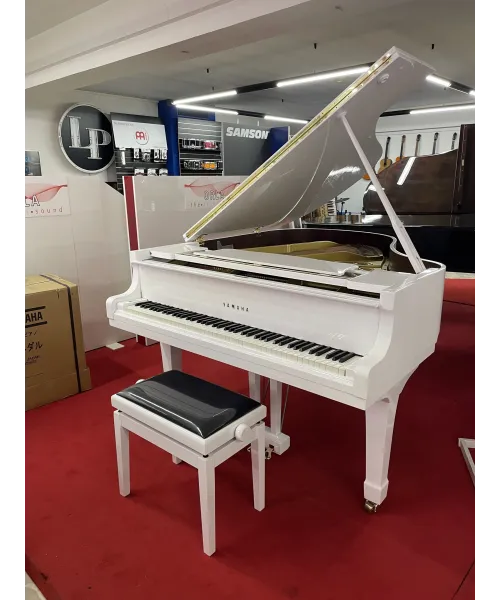 pianoforte a mezza coda yamaha g2 bianco