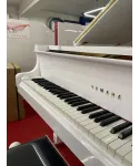 pianoforte a mezza coda yamaha g2 bianco