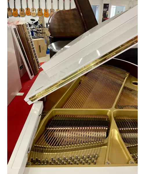 yamaha G2 white half-tail piano