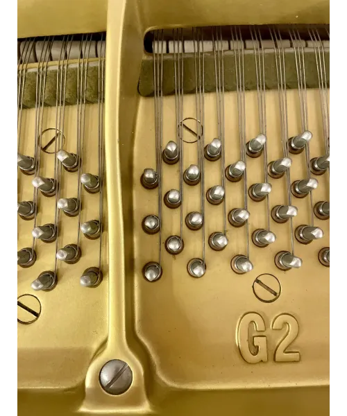 yamaha G2 white half-tail piano