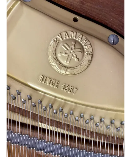 pianoforte a mezza coda yamaha g2 bianco