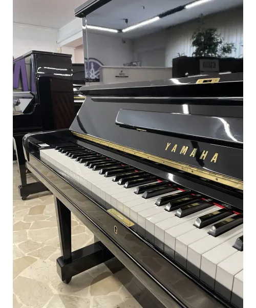 pianoforte verticale yamaha u3 nero