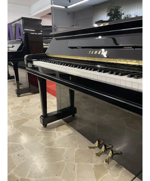 pianoforte verticale yamaha u3 nero