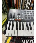 Akai-mpk249-packaging