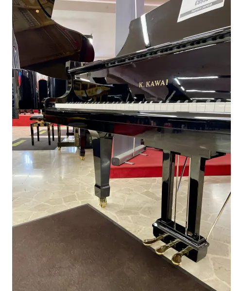 half-tail piano Kawai KG5D Black