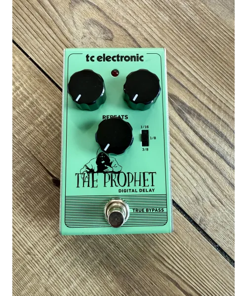 tc-electronic-the-Prophet-packaging