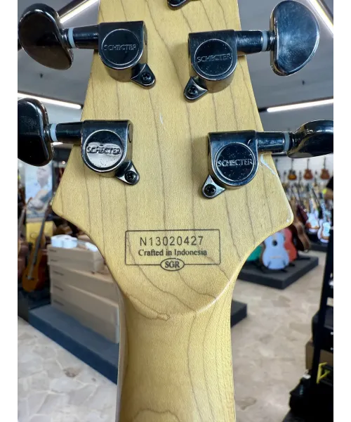 schecter-omen-extreme-fr-red