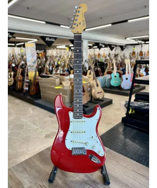 fender-Stratocaster-American-standard-Red-19881989-custody