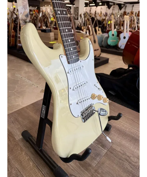 -Tokai-Goldstar-sound-Strat-