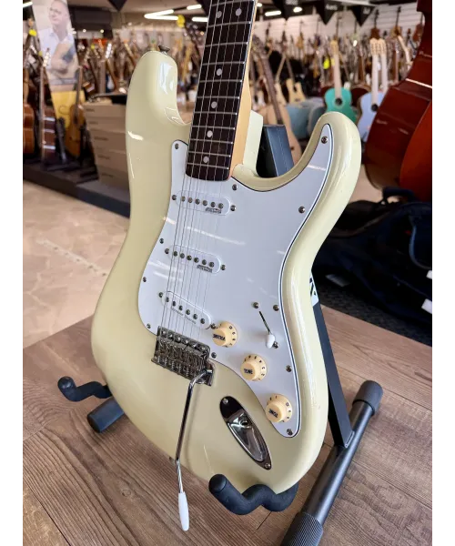 -Tokai-Goldstar-sound-Strat-