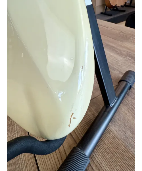 -Tokai-Goldstar-sound-Strat-