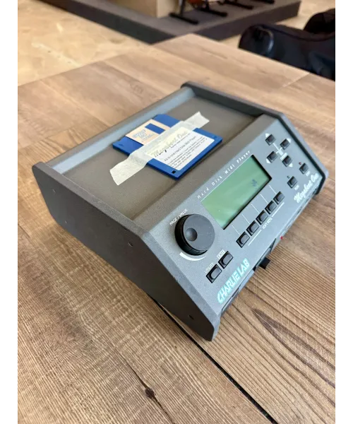 Charlie-lab-megabeat-one