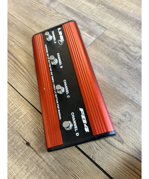 line6-fb4-packaging