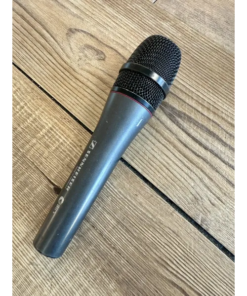 Sennheiser-e865-packaging