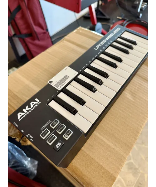 Akai-lpk25