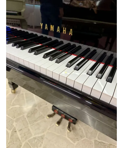 Pianoforte mezza coda mod. g5 nero lucido