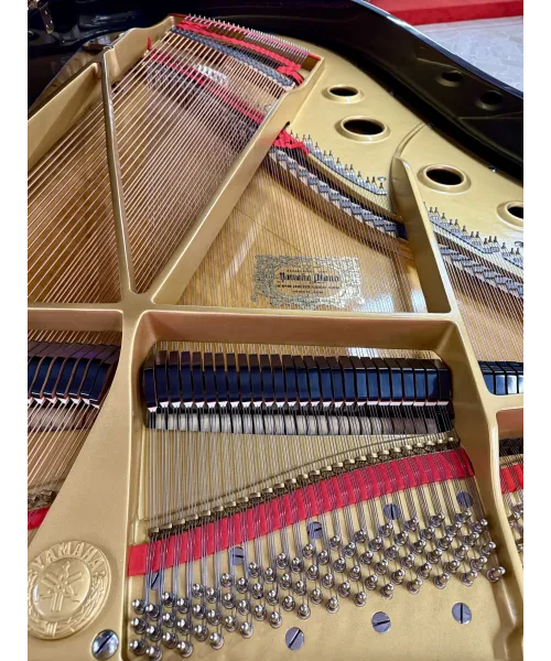 Pianoforte mezza coda yamaha mod. g5 nero lucido