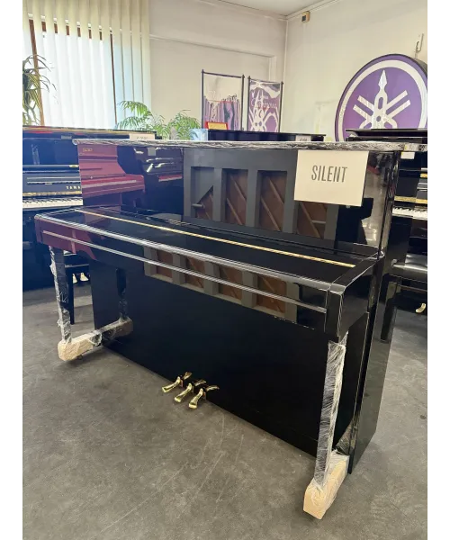 Yamaha vertical piano mod. U5as black glossy + silent