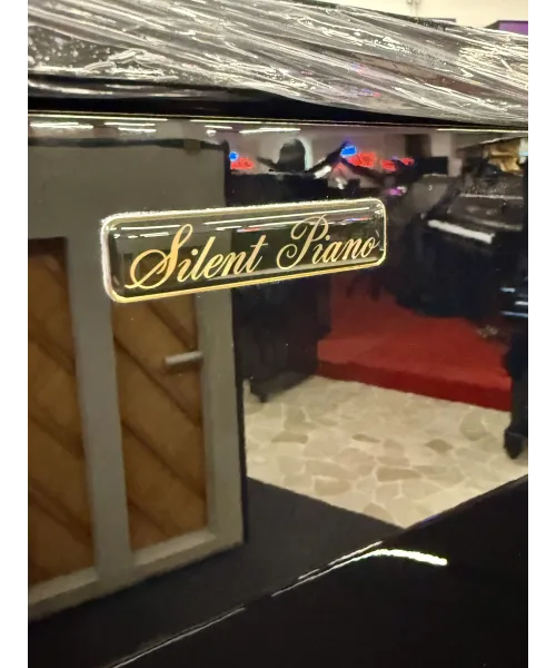 Yamaha vertical piano mod. U5as black glossy + silent