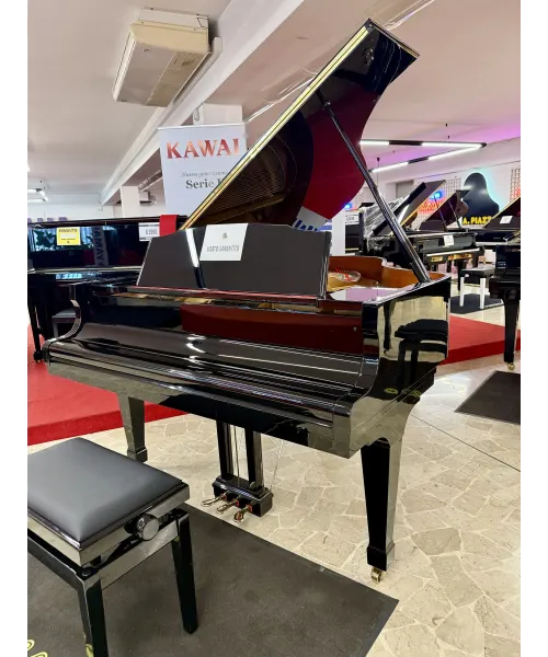 Half tail piano Kawai mod. GS30 glossy black
