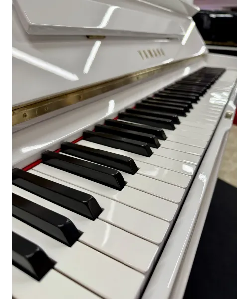 Pianoforte verticale yamaha mod.u3h bianco lucido