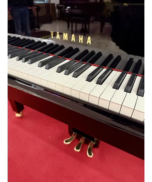 Pianoforte mezza coda yamaha mod. c3x nero lucido