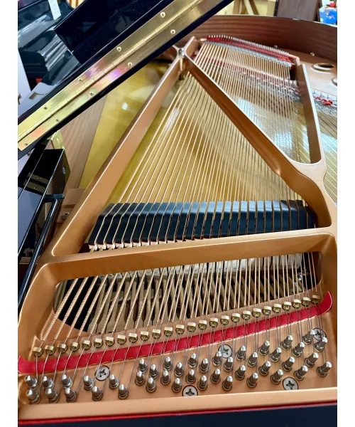 Half tail piano Yamaha mod. C3X glossy black