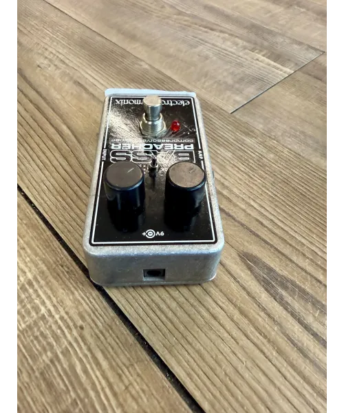 electro-harmonix-bass-preacher-imballo