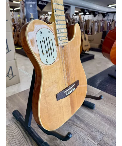 Godin-acousticaster-natural-custody