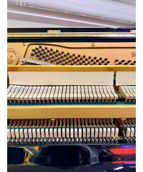 Yamaha vertical piano mod. U1 glossy black