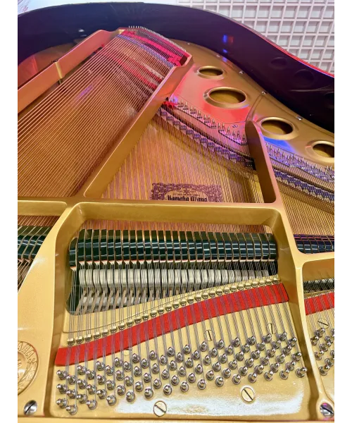 Half tail piano Yamaha mod. G3 glossy black