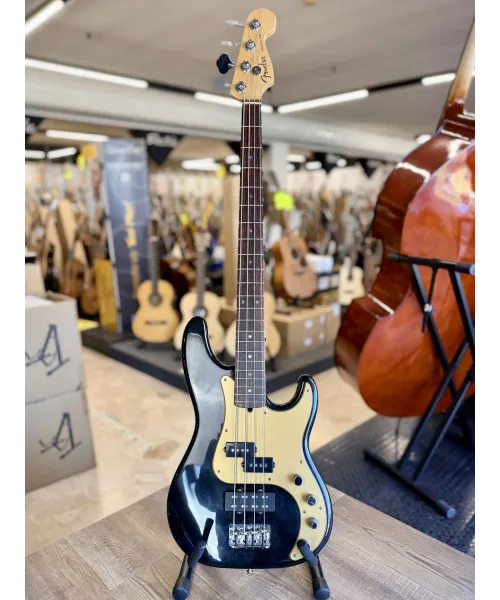 fender-American-deluxe-precision-bass