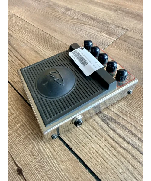 -george-dennis-king king king king king king-bee-distortion