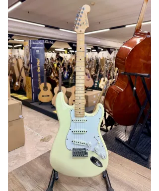 fender-stratocaster-american-standard-1988-vintage-white-custodia-