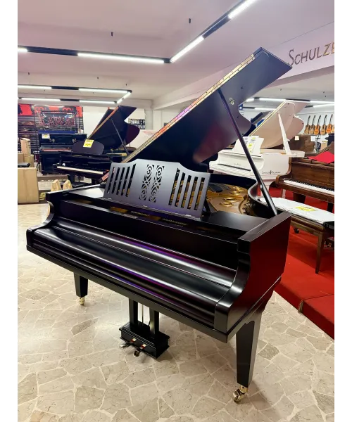 Piano Half tail Blutner black satin