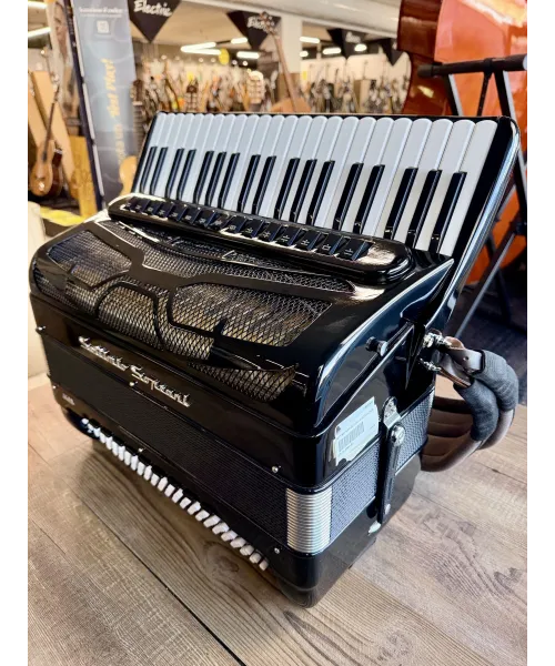 septimius-Sopranos-icon-custody-and-straps-