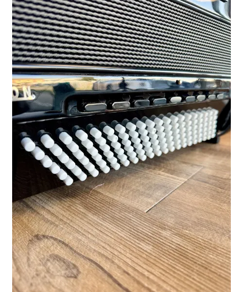 septimius-Sopranos-icon-custody-and-straps-