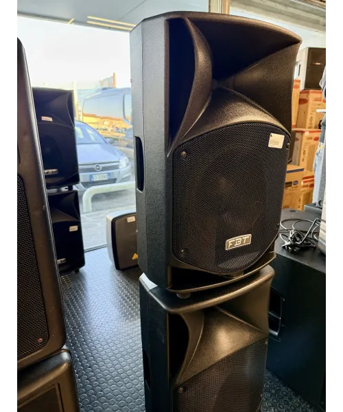 fbt-jmaxx-112a-couple