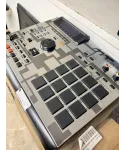 akai-mpc2000xl-se3-special-edition
