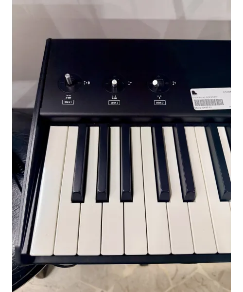 studiologic-sl73-studio