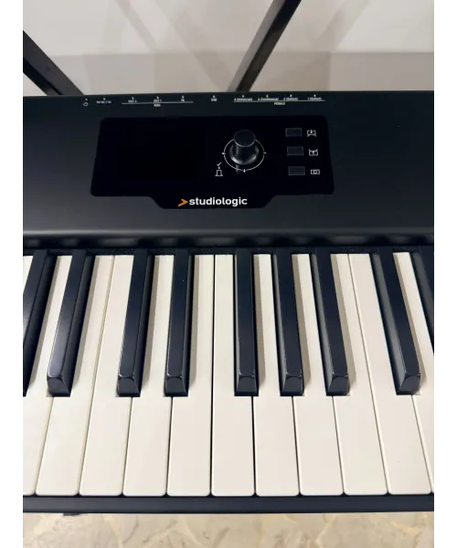 studiologic-sl73-studio