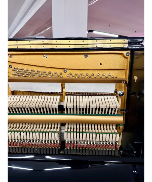 Pianoforte verticale schulze pollmann mod.s132a nero lucido + kit sil